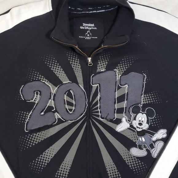 NWT 2011 Walt Disney World Jacket - Picture 2 of 8